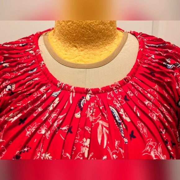 EUC Style & Co 1X Red Floral Paisley Top with Pleated Statement Neckline - Picture 2 of 9